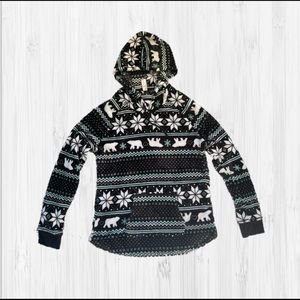 Women’s Winter Christmas No Boundaries Fuzzy Patterned Hoodie